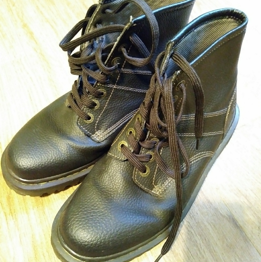 Dr Marten boots